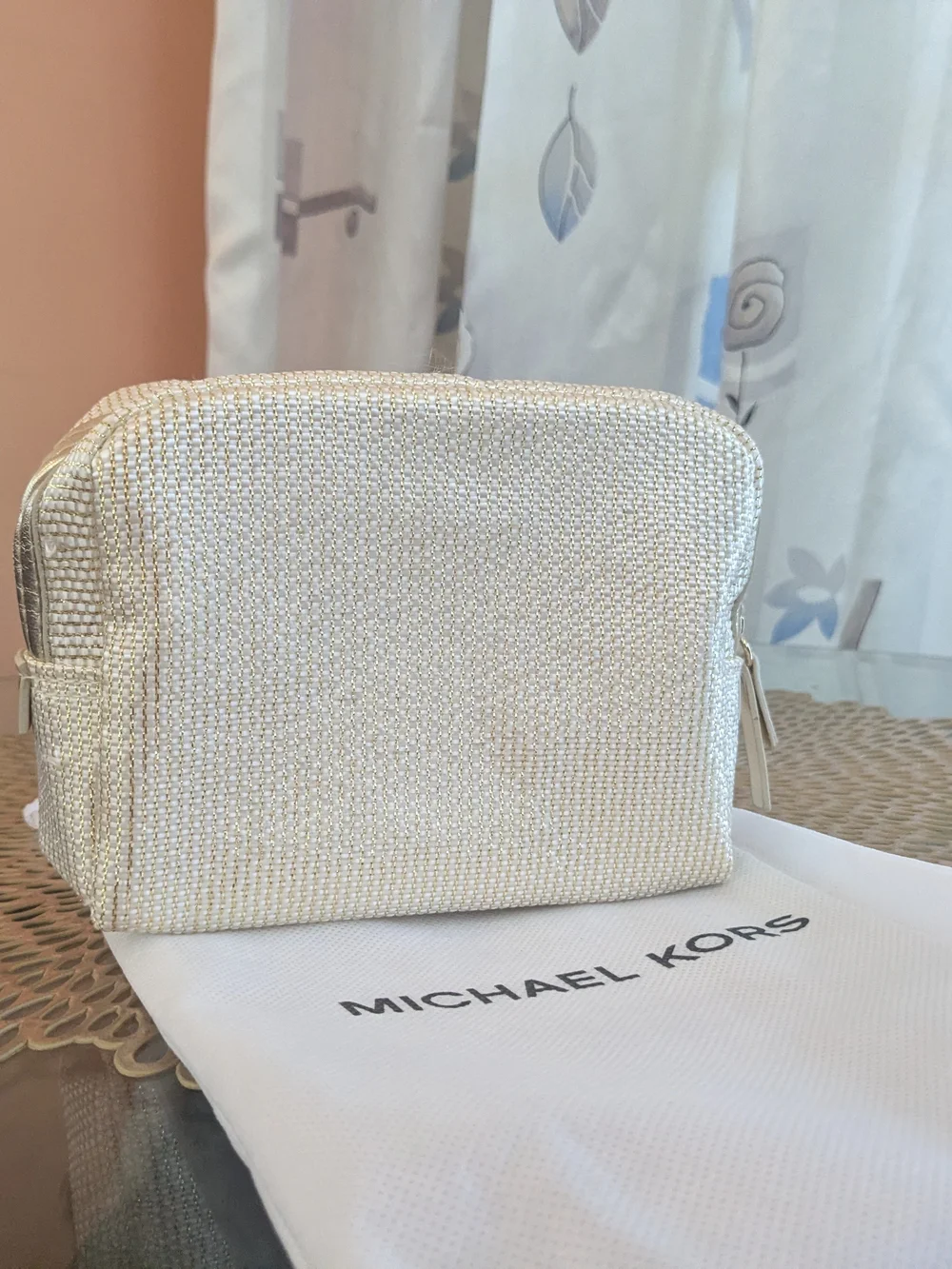MICHAEL KORS Metallic Gold Cosmetic Pouch